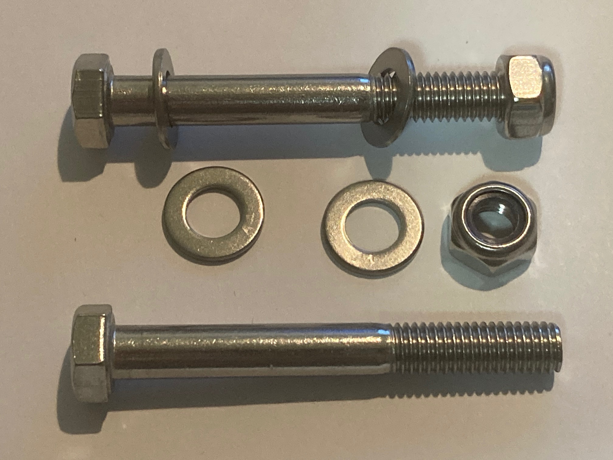 Motorenträger Schrauben M8 – Bild 2